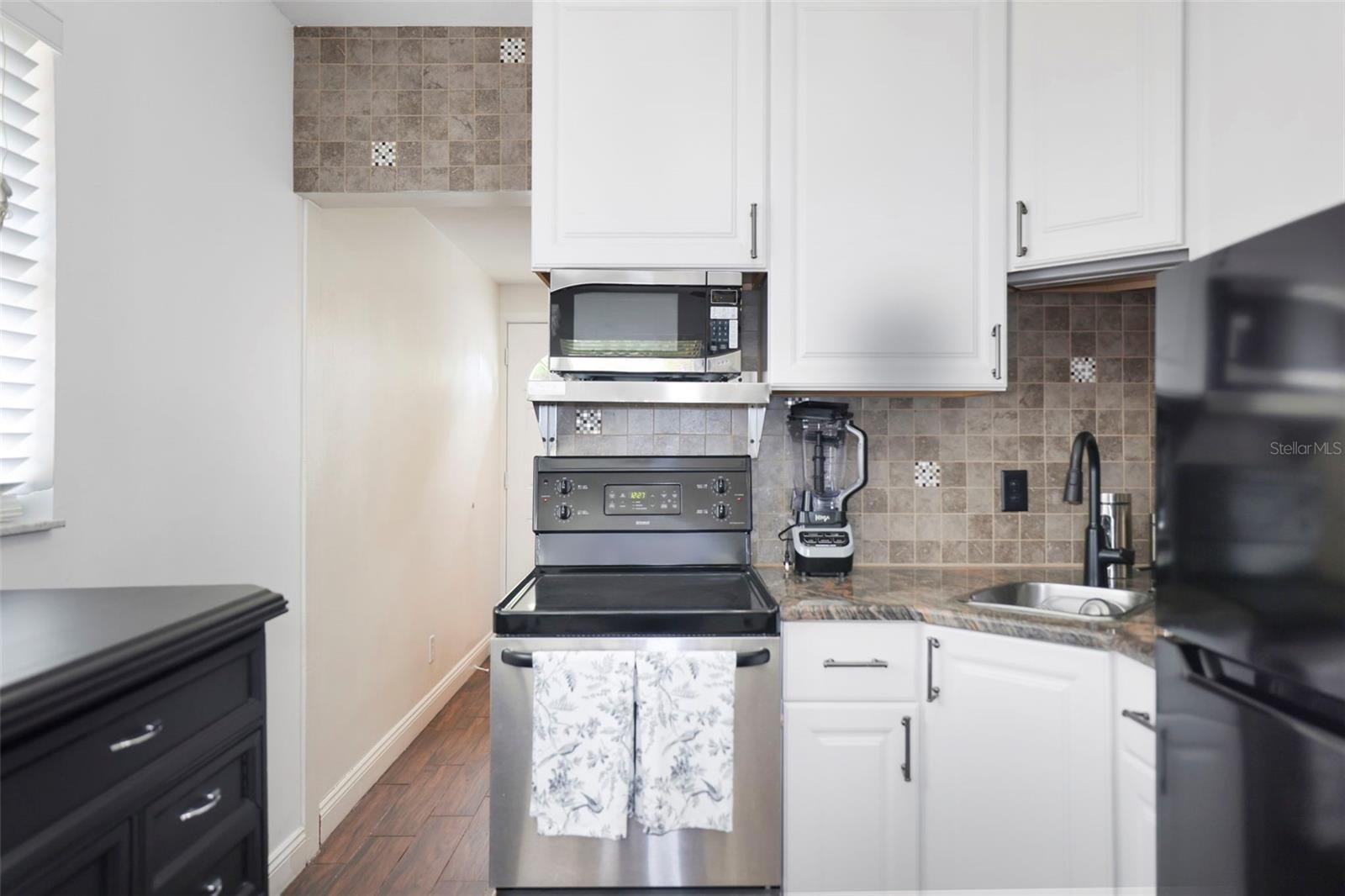 519 13TH AVE NW, LARGO, FL, 33770