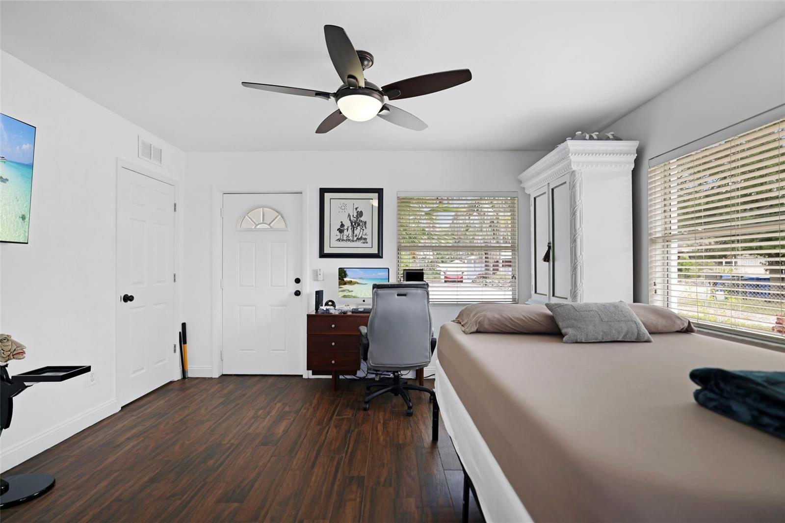 519 13TH AVE NW, LARGO, FL, 33770