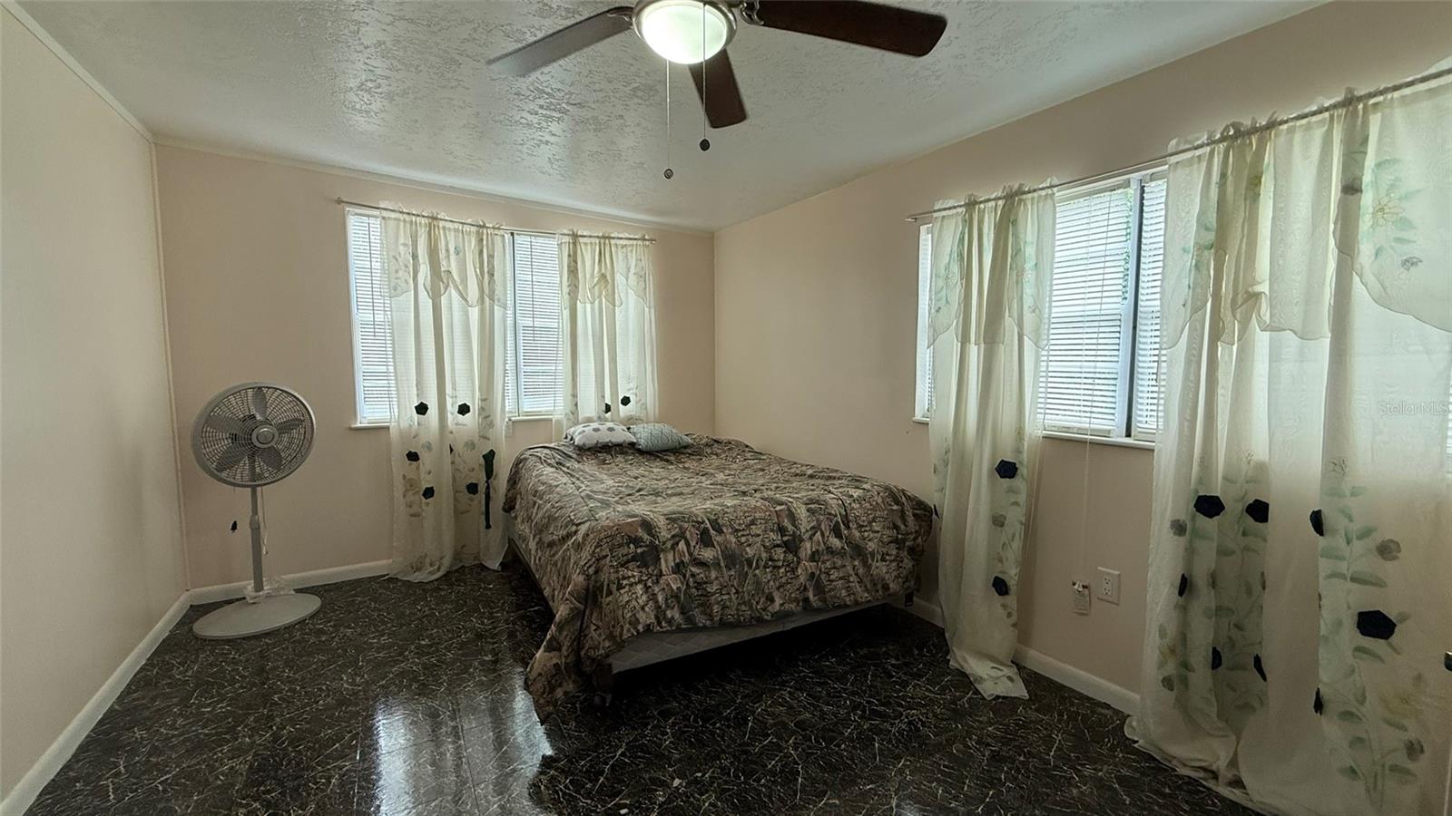 5754 9TH ST, ZEPHYRHILLS, FL, 33542