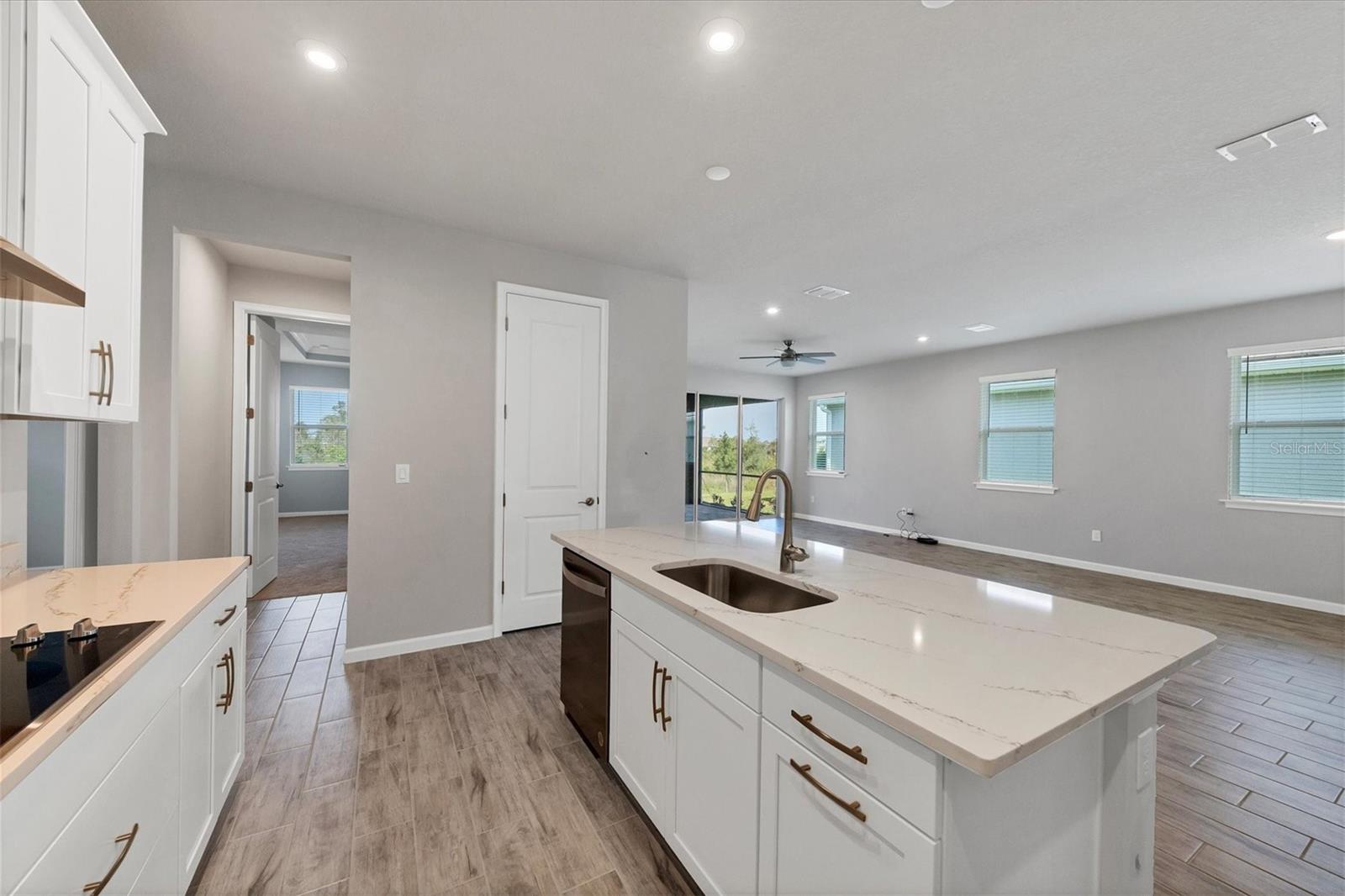 18081 GRAND PROSPERITY DR, VENICE, FL, 34293