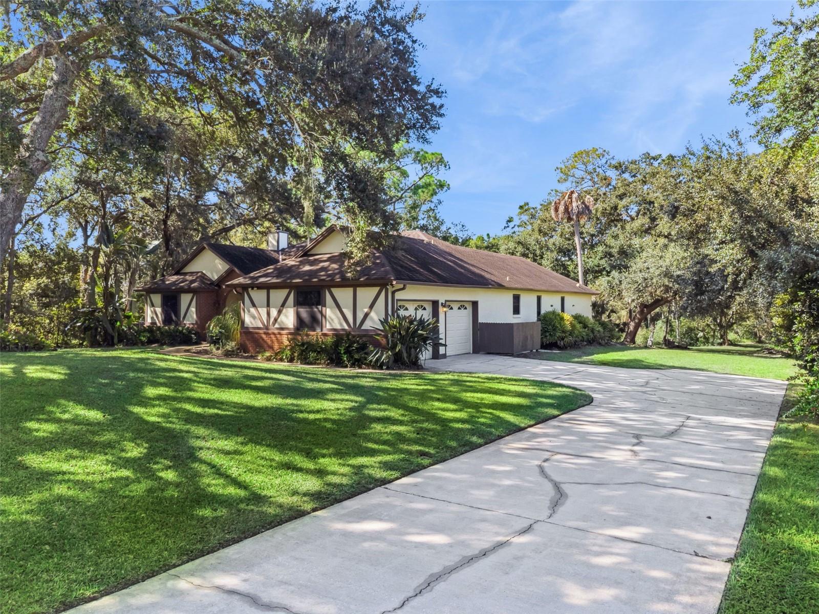 1260 LOG LANDING DR, OCOEE, FL, 34761