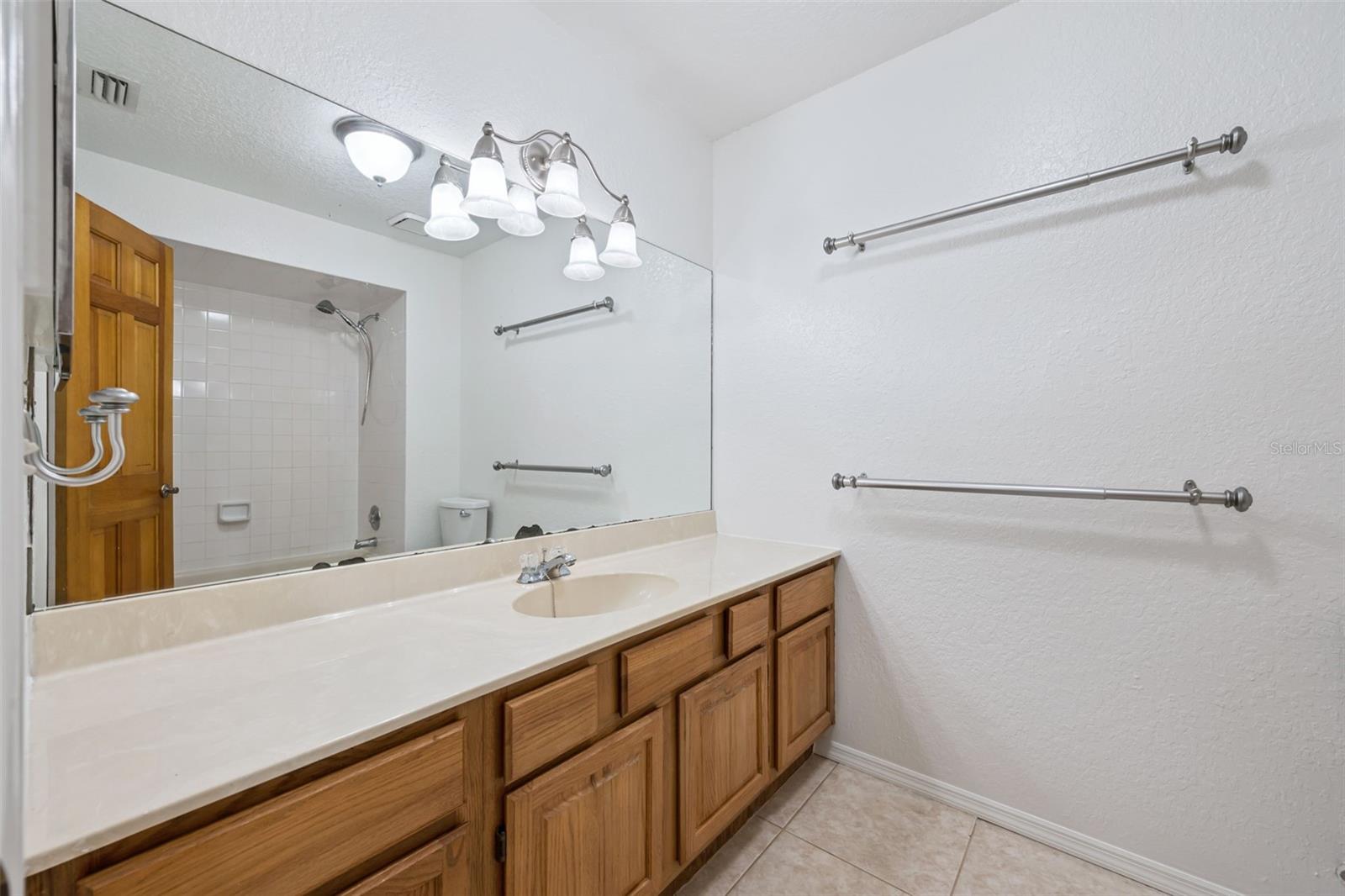 1260 LOG LANDING DR, OCOEE, FL, 34761