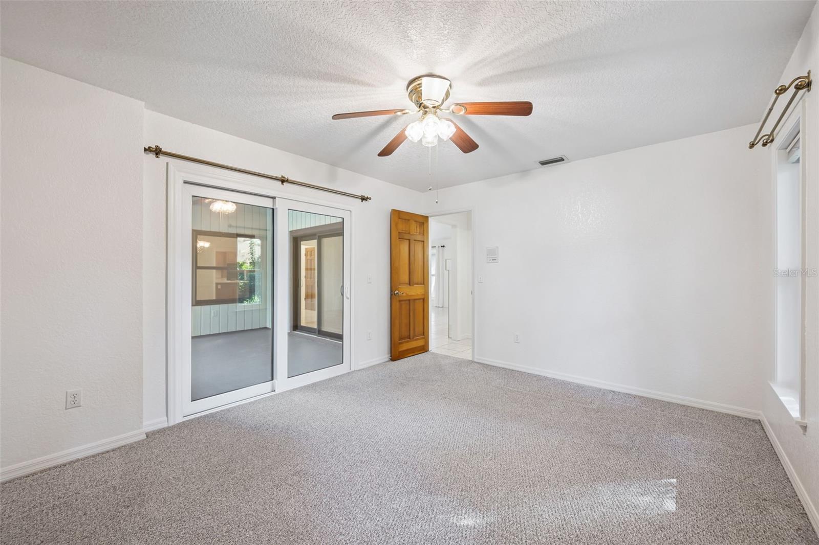 1260 LOG LANDING DR, OCOEE, FL, 34761