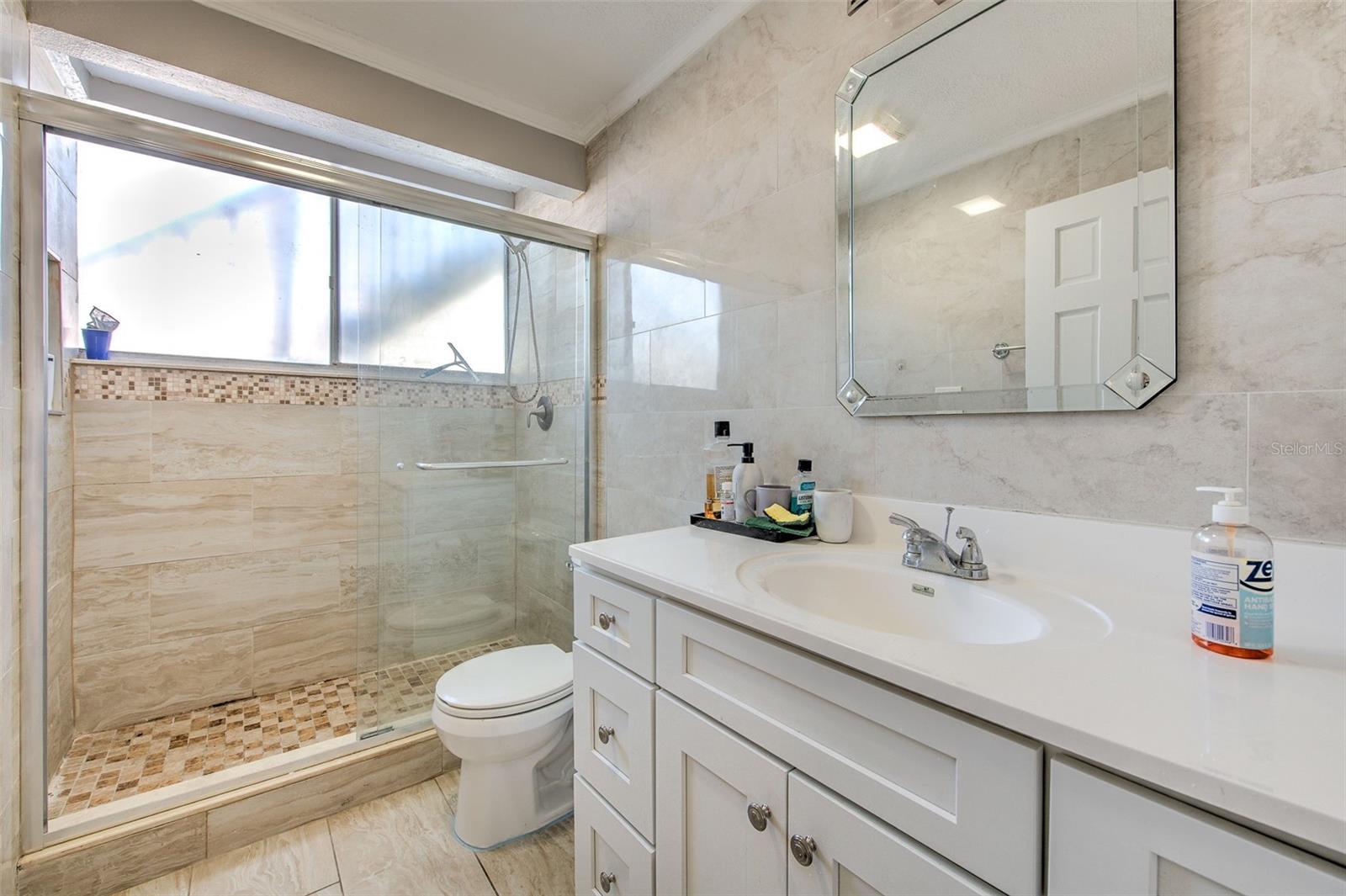 Kids shared bathroom