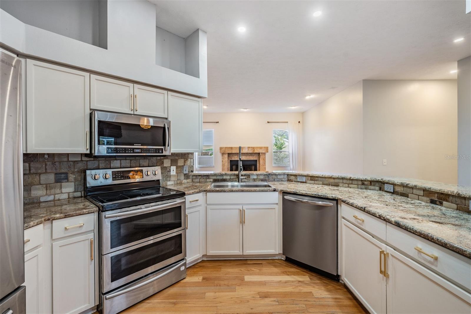 2706 BENT LEAF DR, VALRICO, FL, 33594