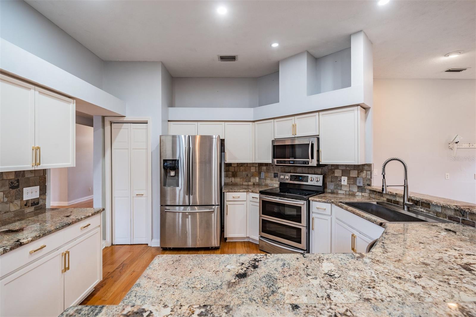 2706 BENT LEAF DR, VALRICO, FL, 33594