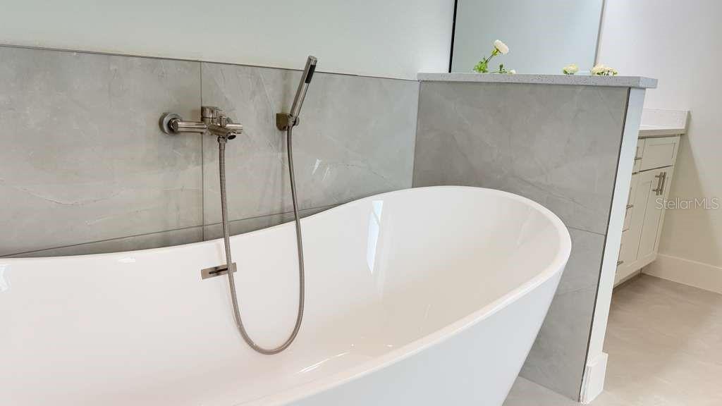 2402 SW 156TH LOOP, OCALA, FL, 34473