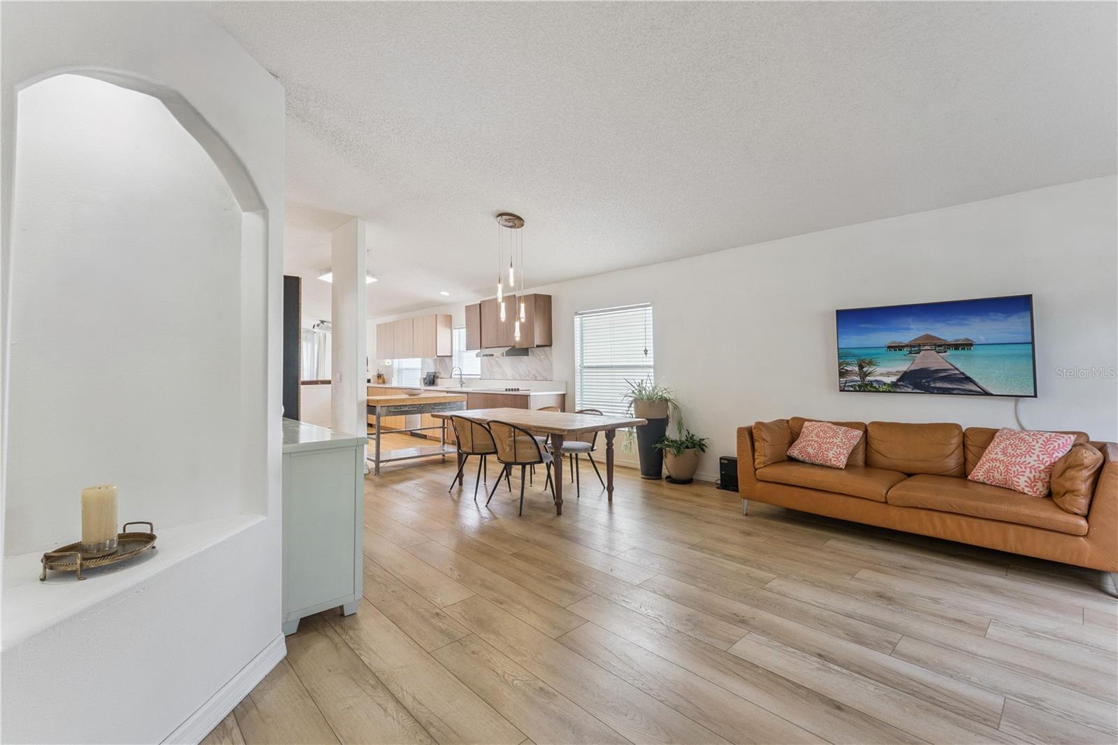 18136 SAXONY LN, ORLANDO, FL, 32820