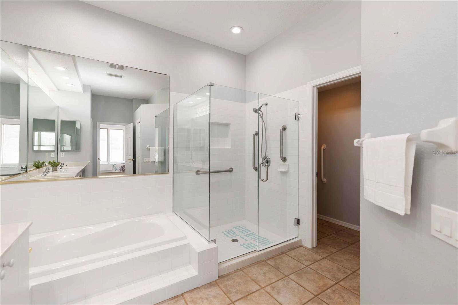 8610 53RD PL E, BRADENTON, FL, 34211