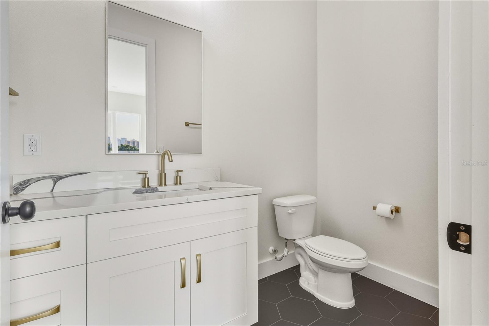 120 E GLADYS ST #3, TAMPA, FL, 33602