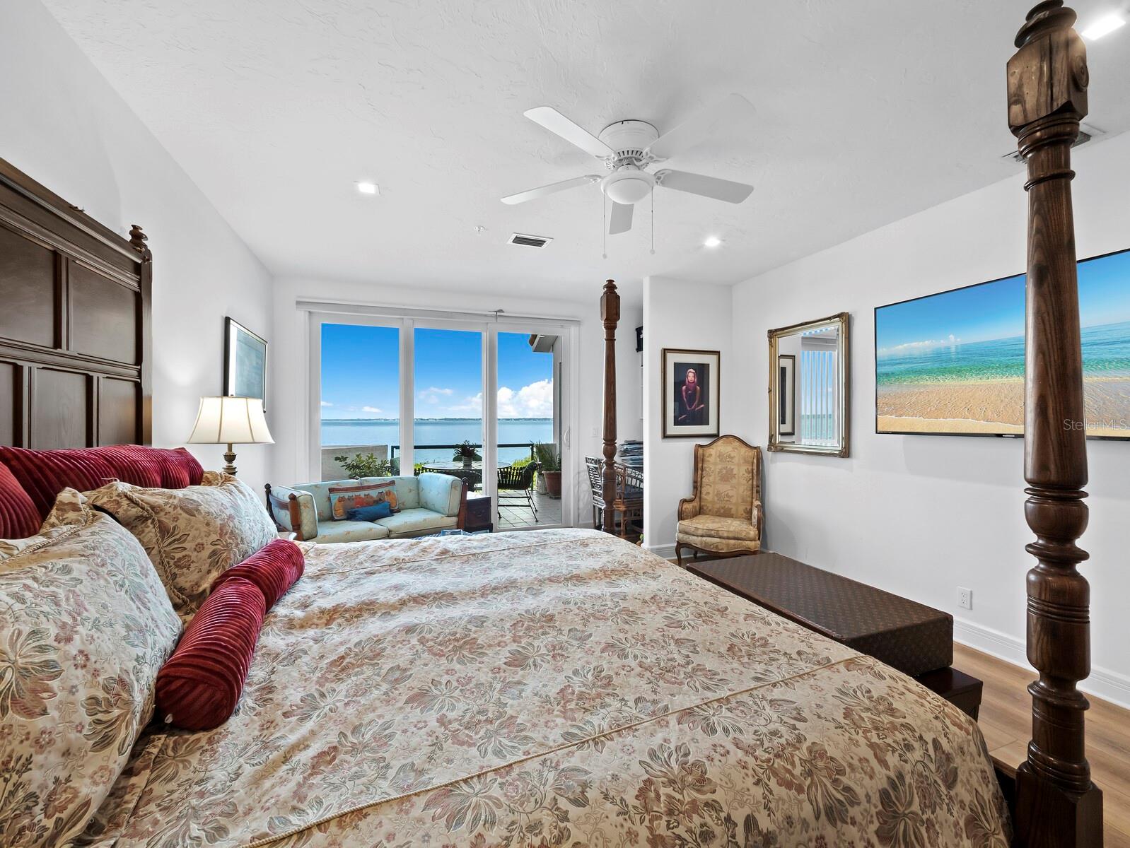 340 GULF OF MEXICO DR #112, LONGBOAT KEY, FL, 34228