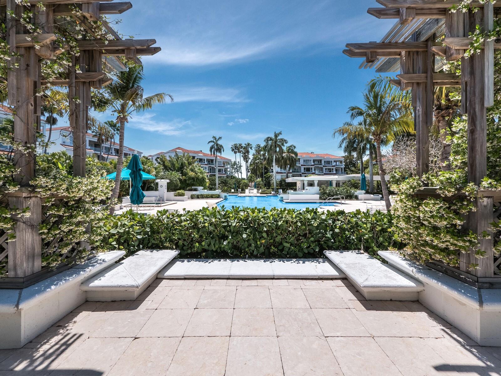 340 GULF OF MEXICO DR #112, LONGBOAT KEY, FL, 34228