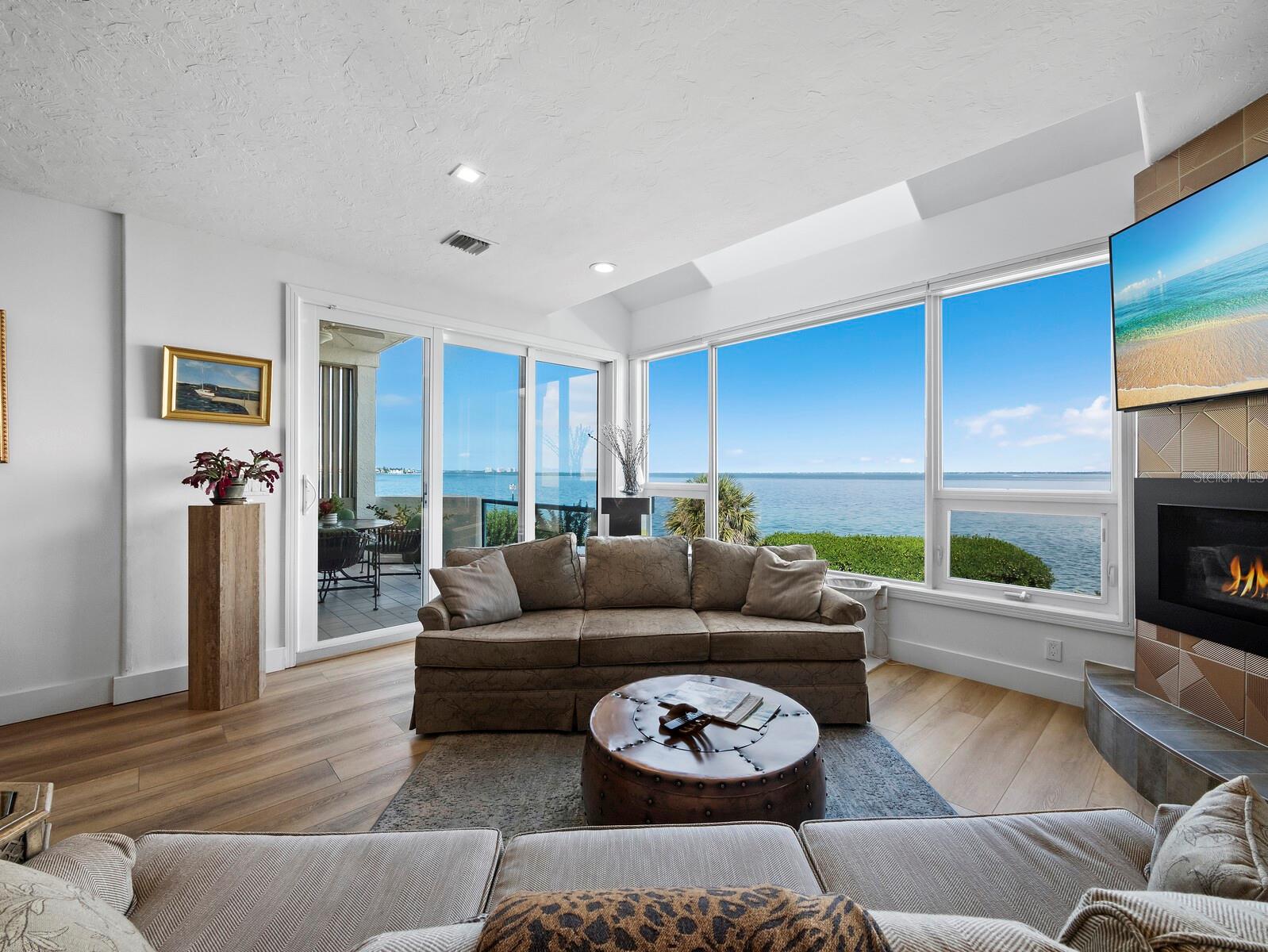 340 GULF OF MEXICO DR #112, LONGBOAT KEY, FL, 34228