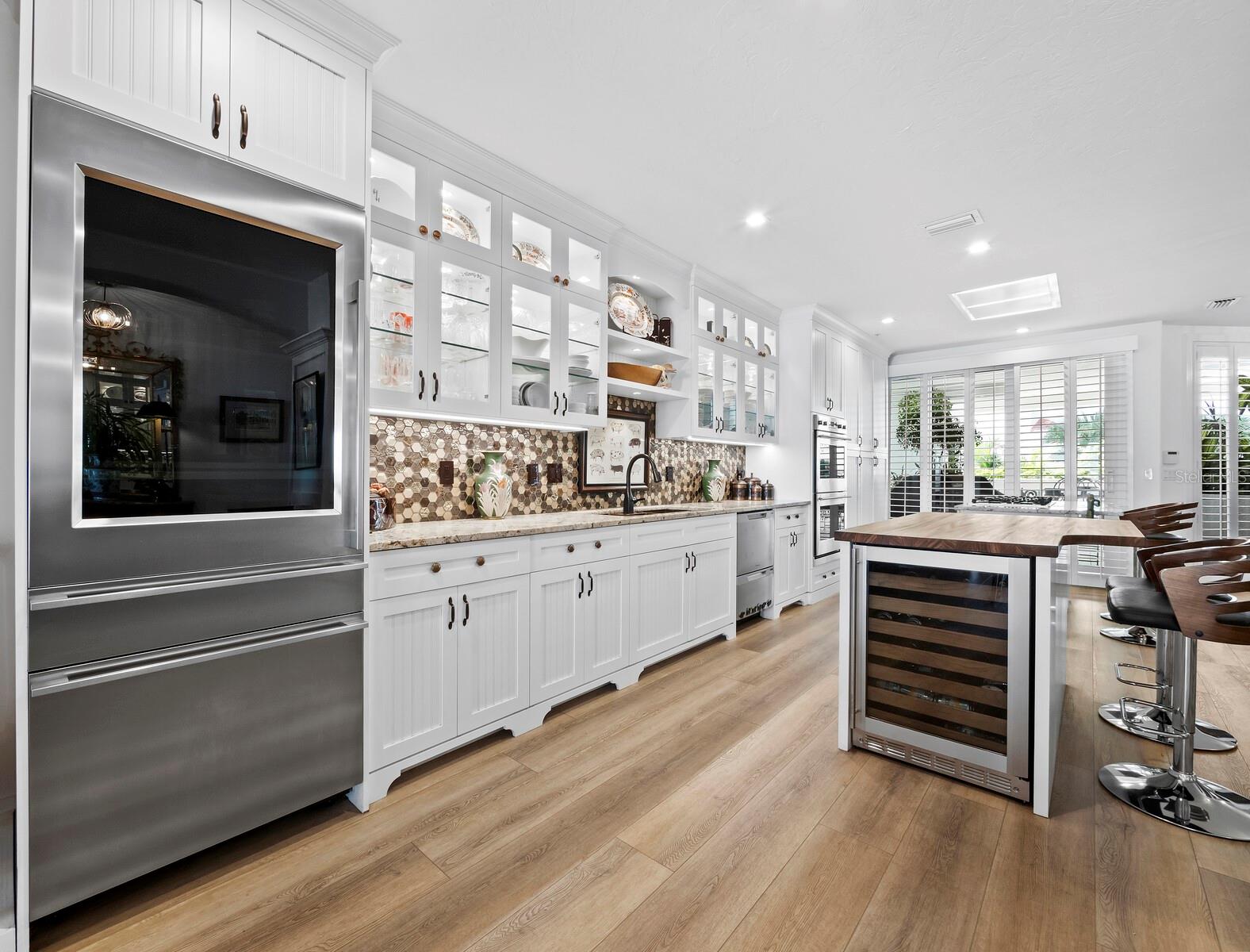 340 GULF OF MEXICO DR #112, LONGBOAT KEY, FL, 34228