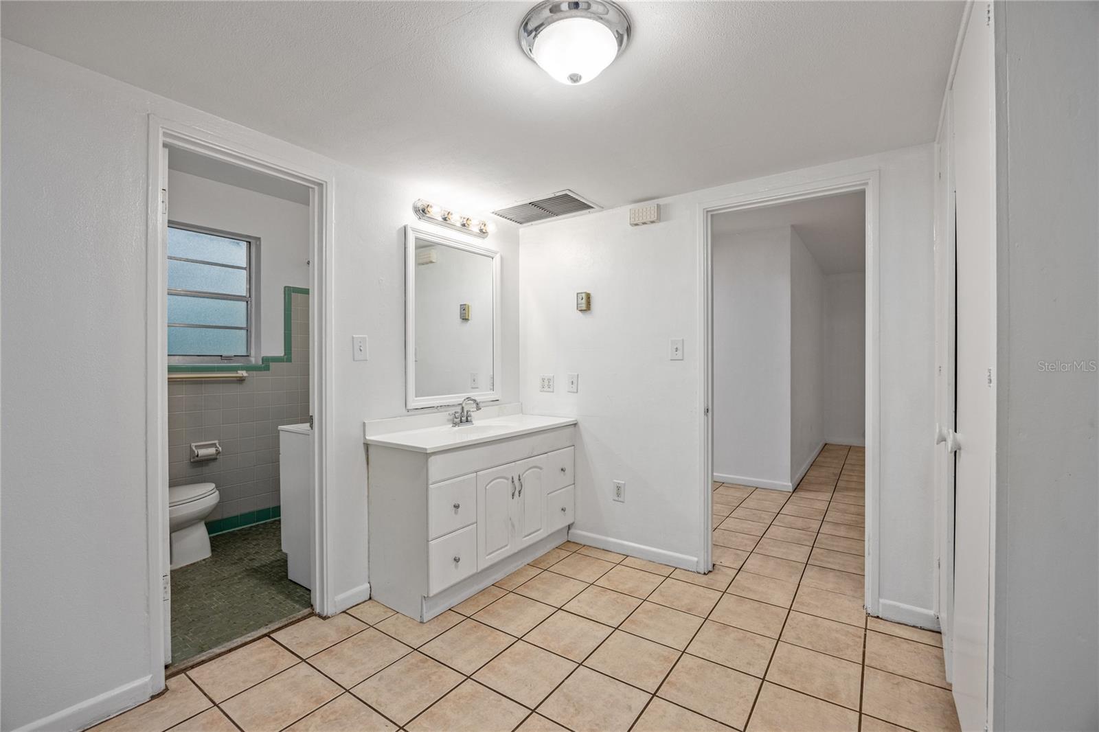 4156 NW 10TH ST, GAINESVILLE, FL, 32609