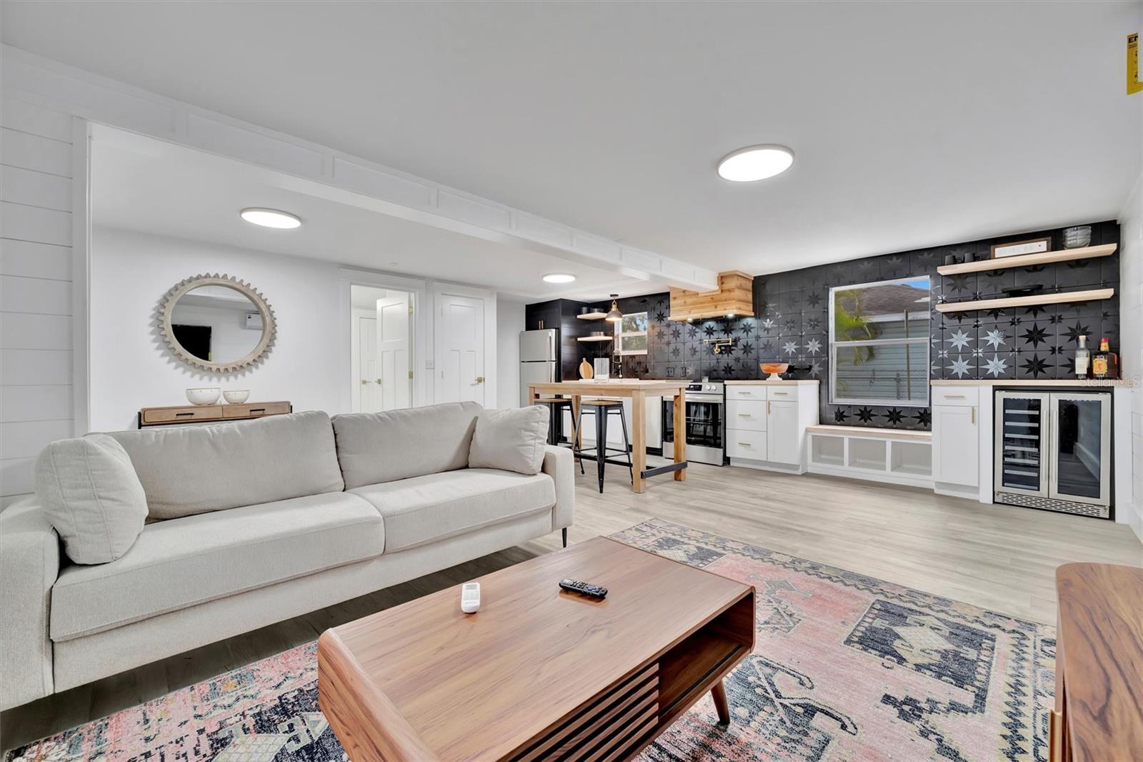 2713 4TH AVE W, BRADENTON, FL, 34205