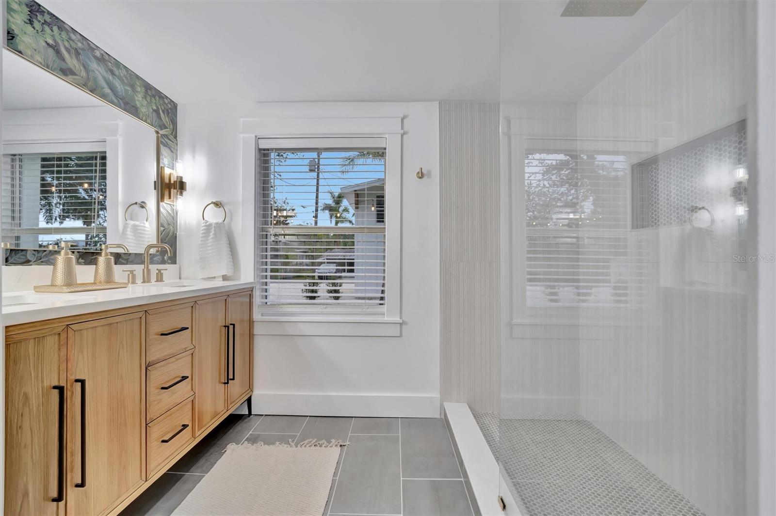 2713 4TH AVE W, BRADENTON, FL, 34205