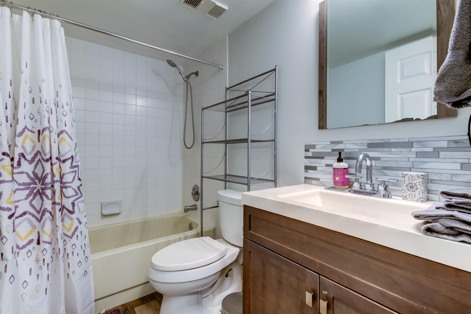 90 S HIGHLAND AVE #112, TARPON SPRINGS, FL, 34689