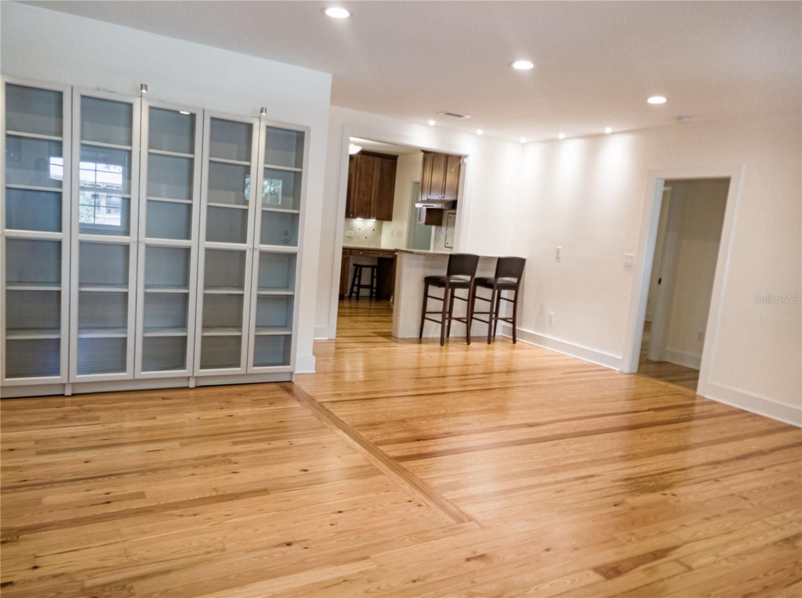 515 WILKIE ST, DUNEDIN, FL, 34698