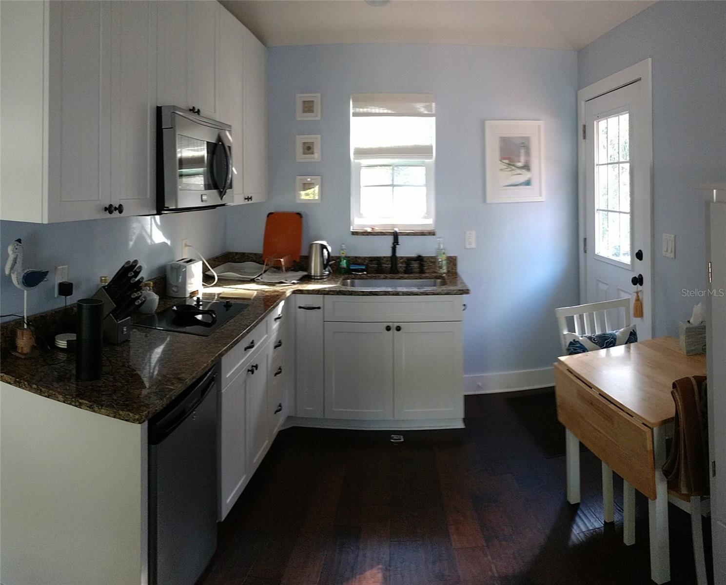 515 WILKIE ST, DUNEDIN, FL, 34698