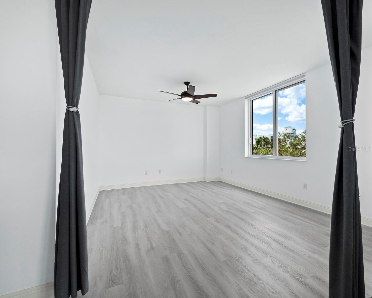 800 N TAMIAMI TRL #307, SARASOTA, FL, 34236