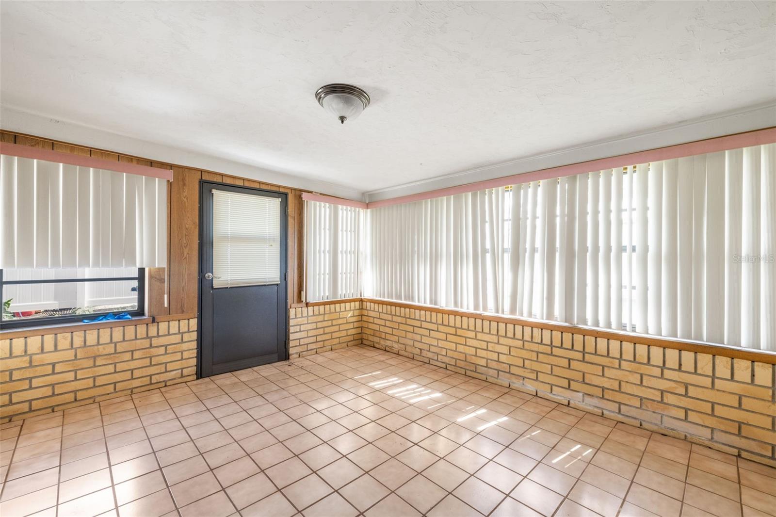 7706 W ELM ST, TAMPA, FL, 33615