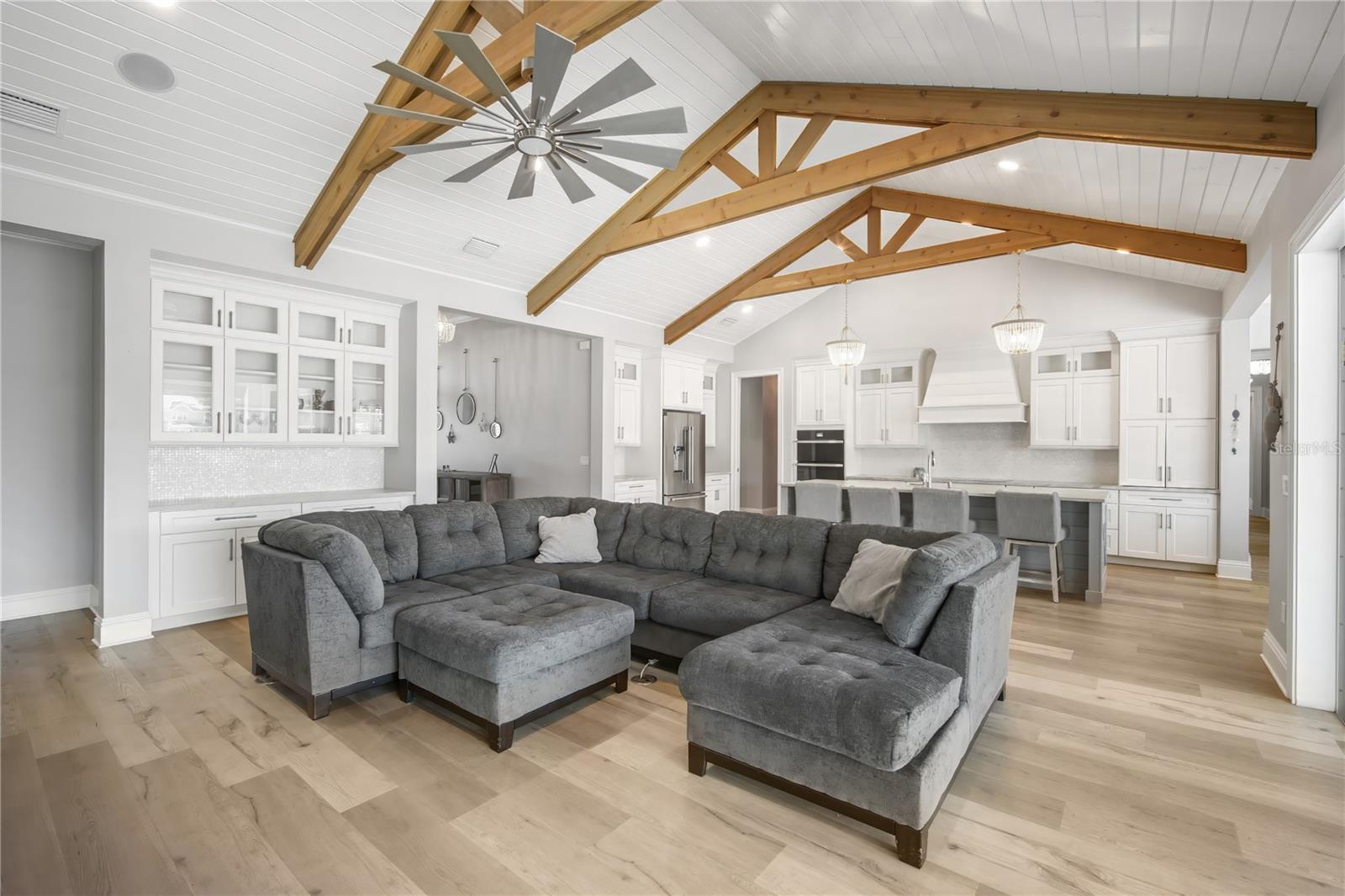 718 PINCKNEY DR, APOLLO BEACH, FL, 33572