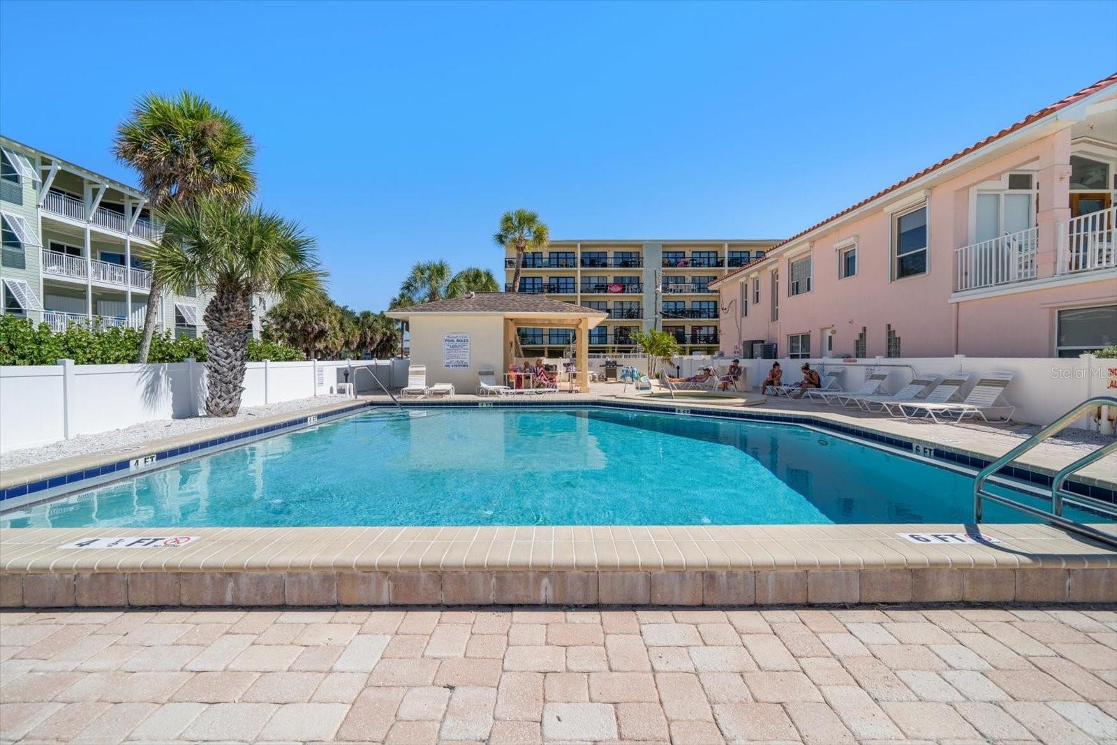 1300 GULF BLVD #202, INDIAN ROCKS BEACH, FL, 33785