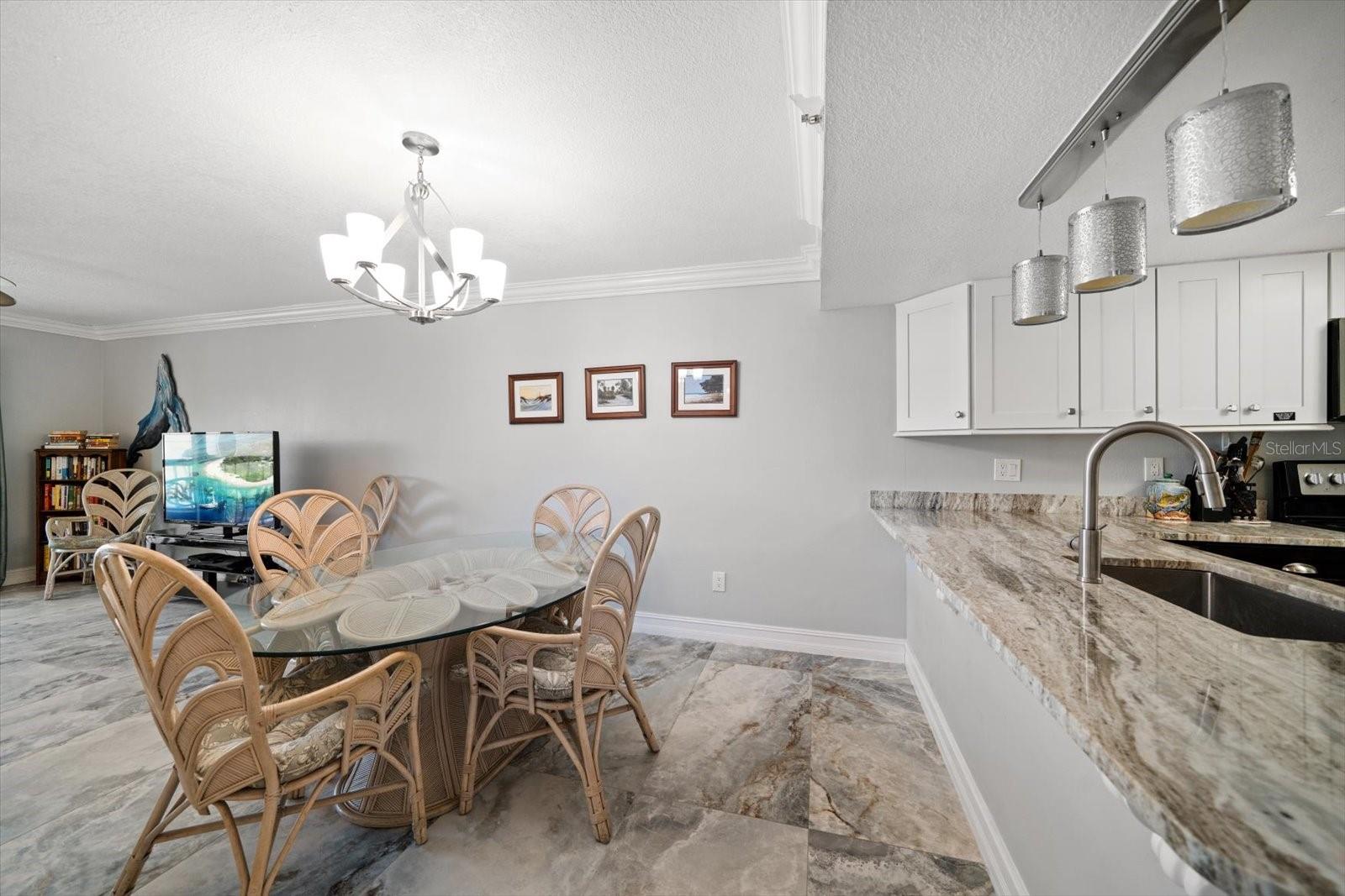 1300 GULF BLVD #202, INDIAN ROCKS BEACH, FL, 33785