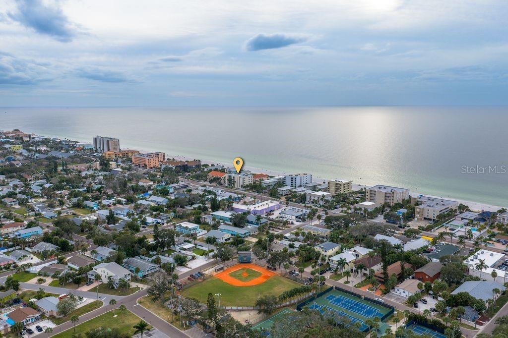 1300 GULF BLVD #202, INDIAN ROCKS BEACH, FL, 33785
