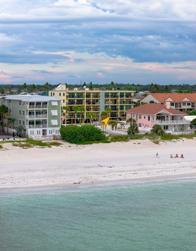 1300 GULF BLVD #202, INDIAN ROCKS BEACH, FL, 33785