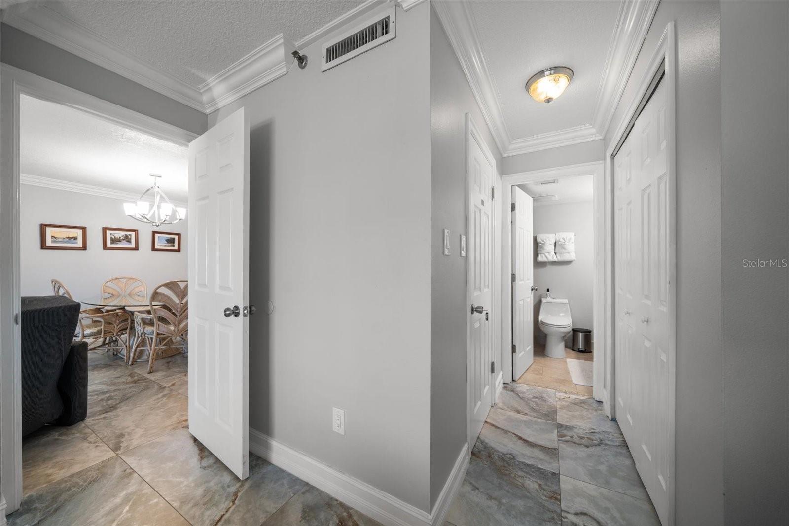 1300 GULF BLVD #202, INDIAN ROCKS BEACH, FL, 33785