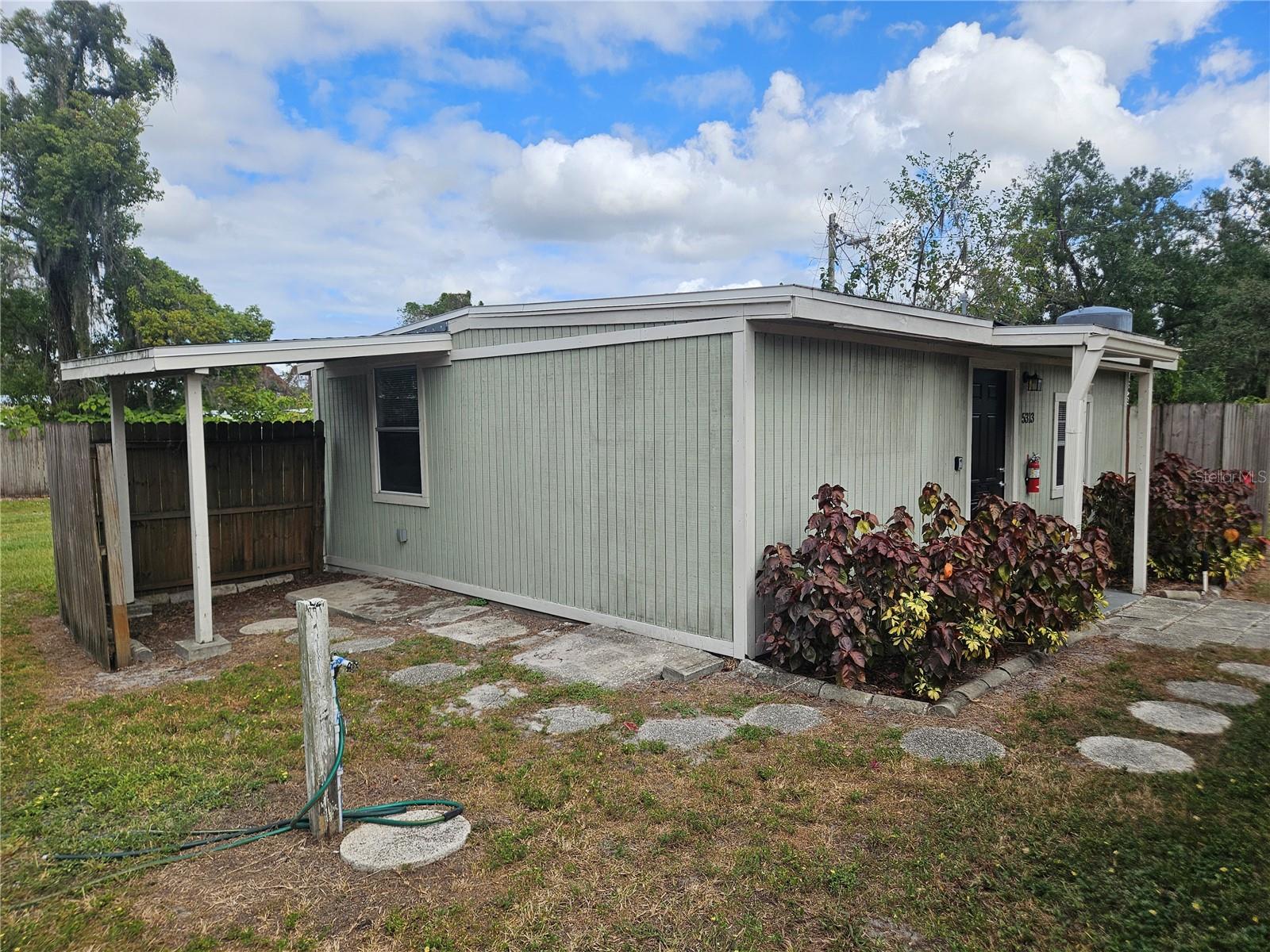 5314 OAKWOOD CT #27, TAMPA, FL, 33610