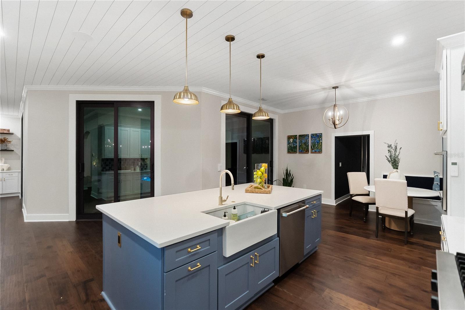 A4670128 Property Photo