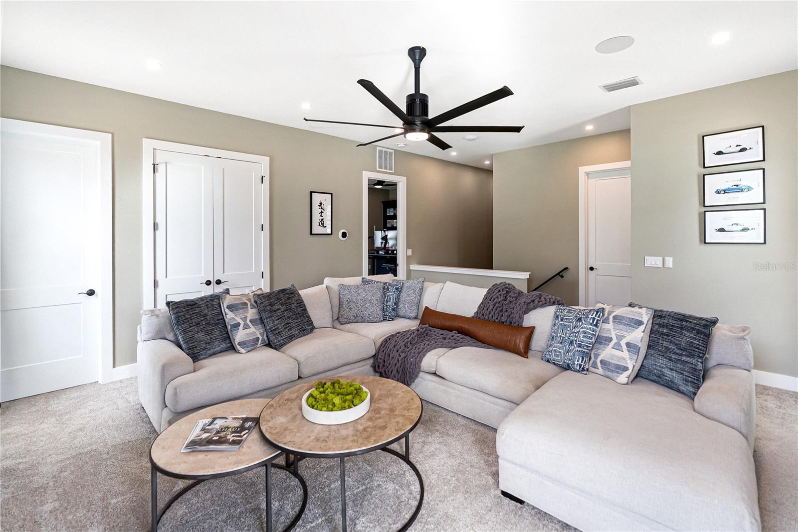 A4670128 Property Photo