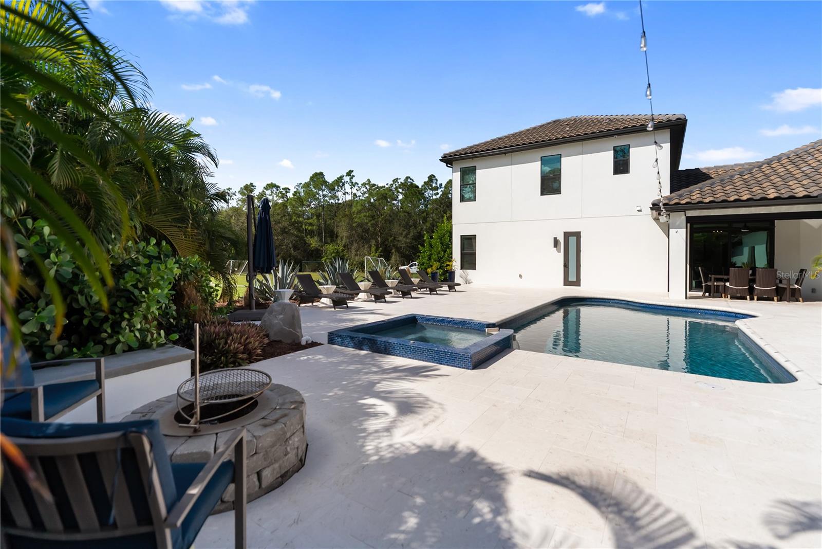 A4670128 Property Photo