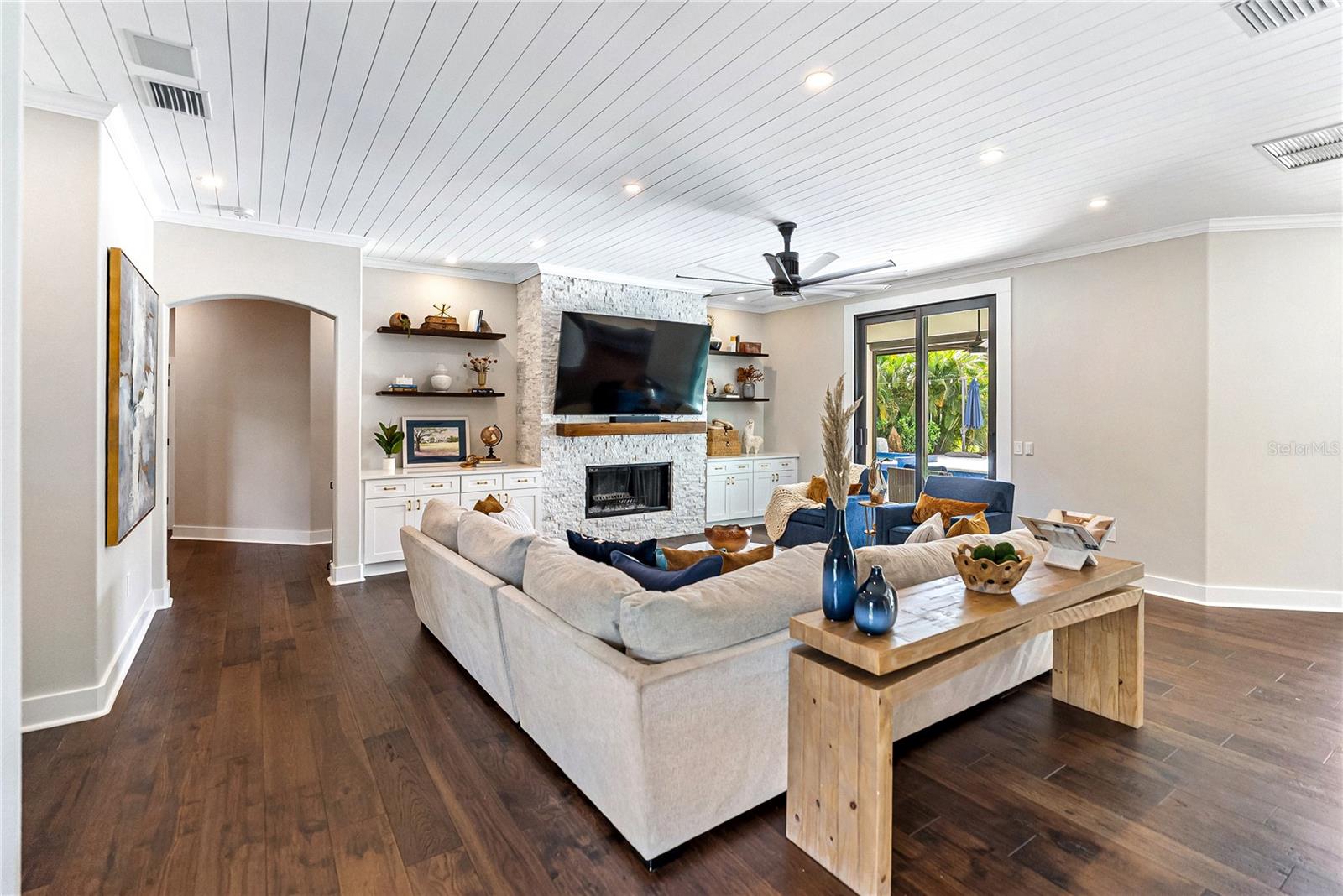 A4670128 Property Photo