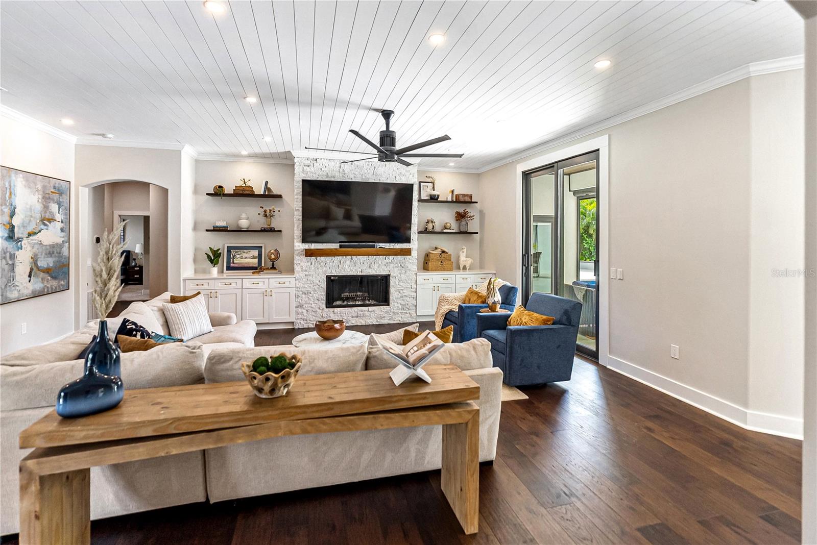 A4670128 Property Photo