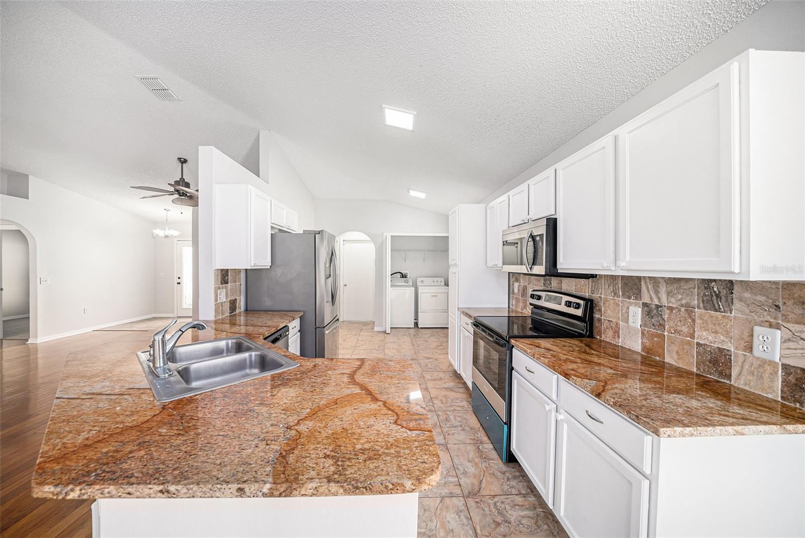 5508 TREIG LN, WESLEY CHAPEL, FL, 33545