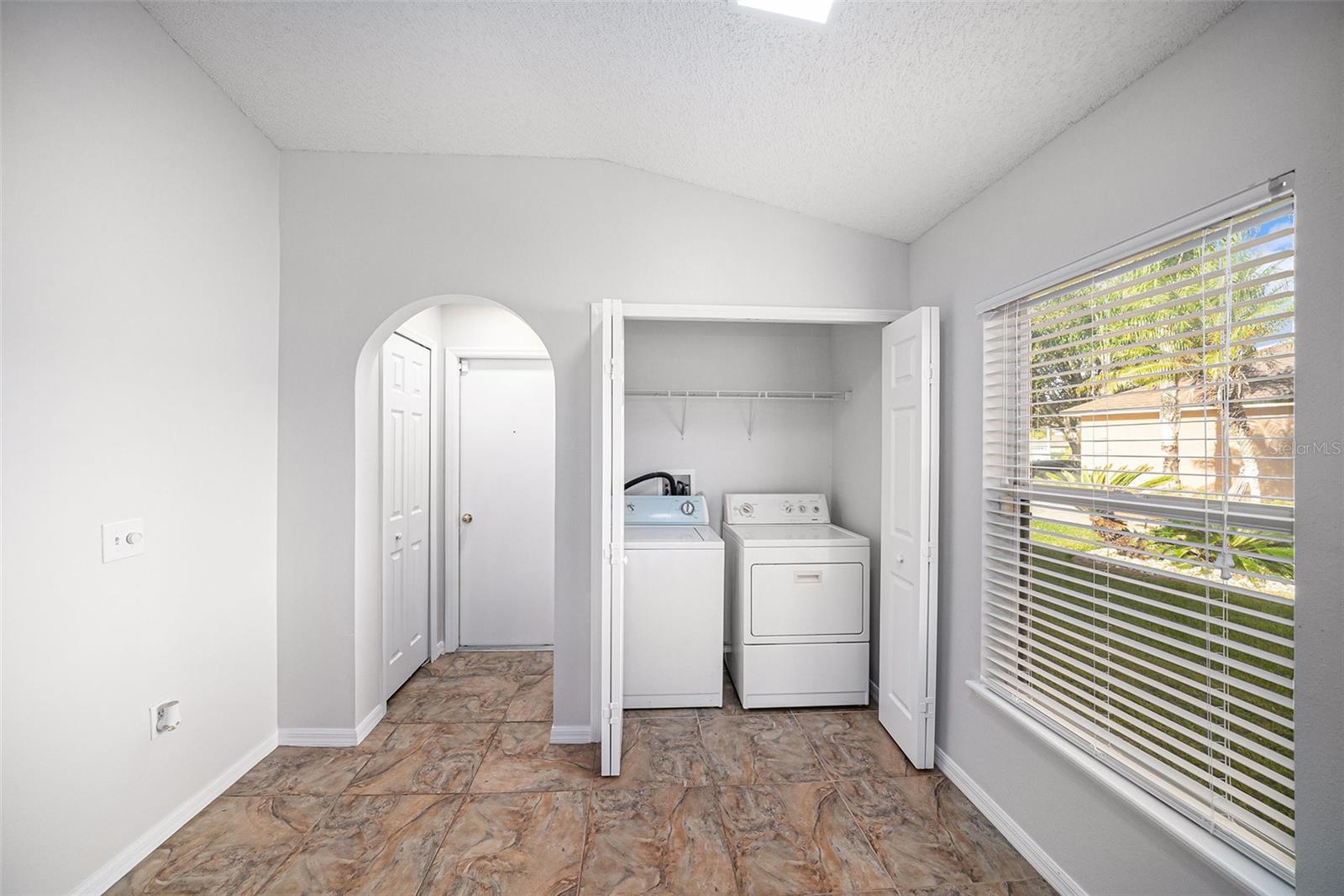 5508 TREIG LN, WESLEY CHAPEL, FL, 33545