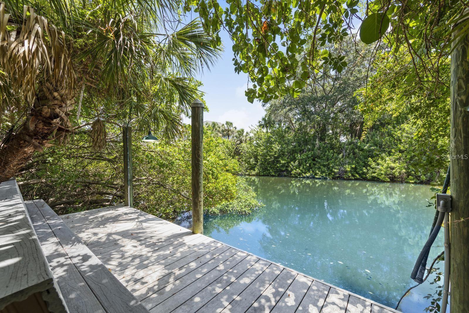 1895 BUCCANEER CIR, SARASOTA, FL, 34231