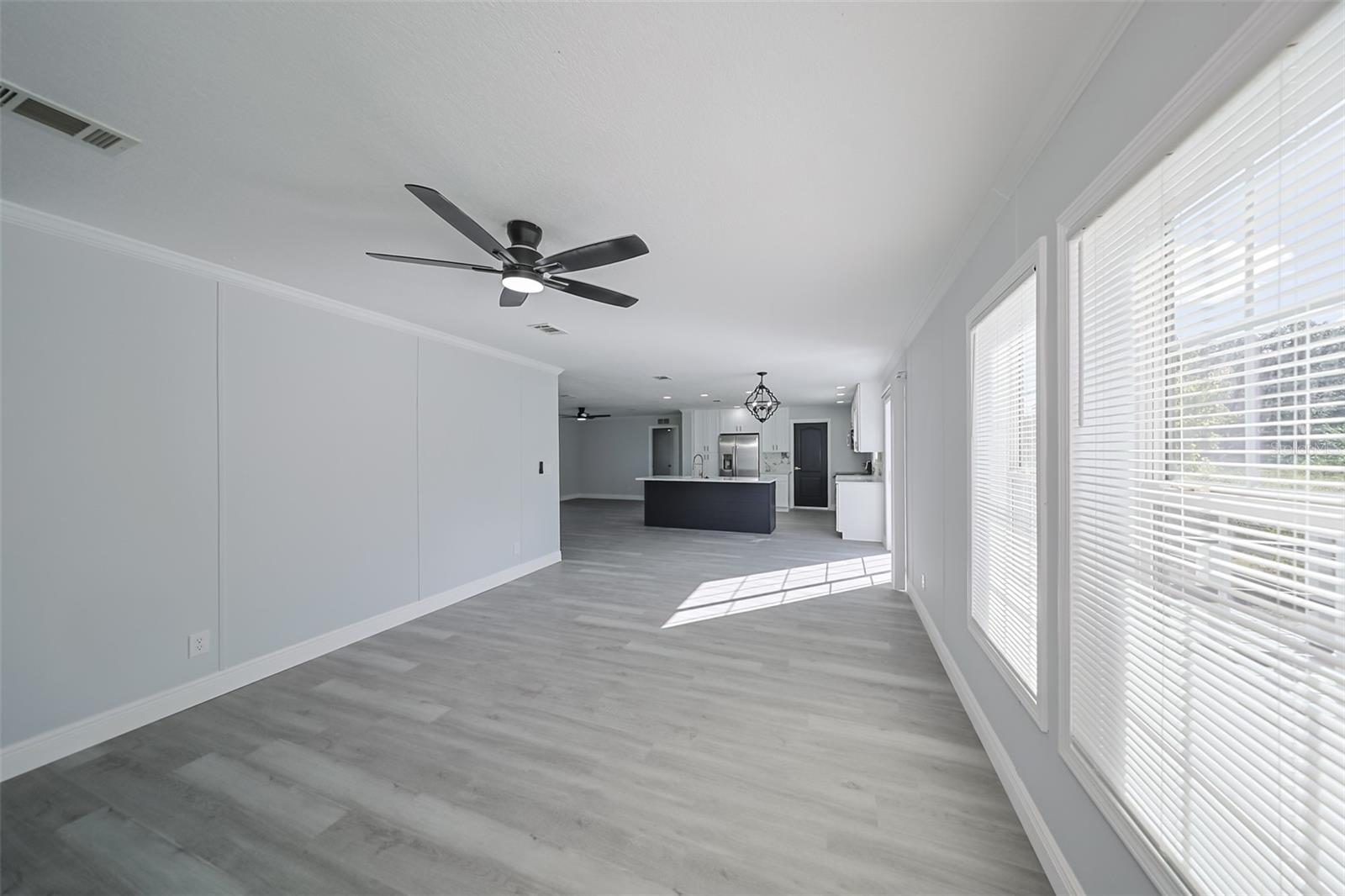 2011 E 60 HWY, PLANT CITY, FL, 33567