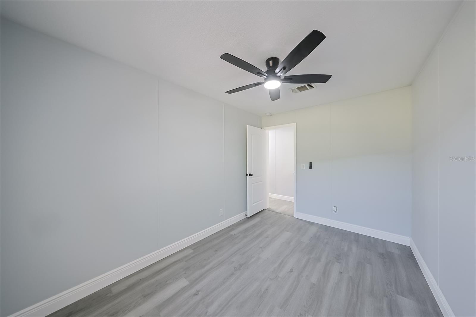 2011 E 60 HWY, PLANT CITY, FL, 33567