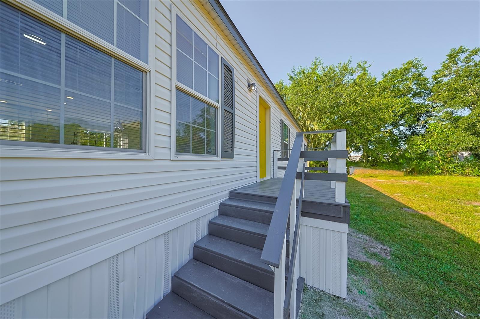 2011 E 60 HWY, PLANT CITY, FL, 33567