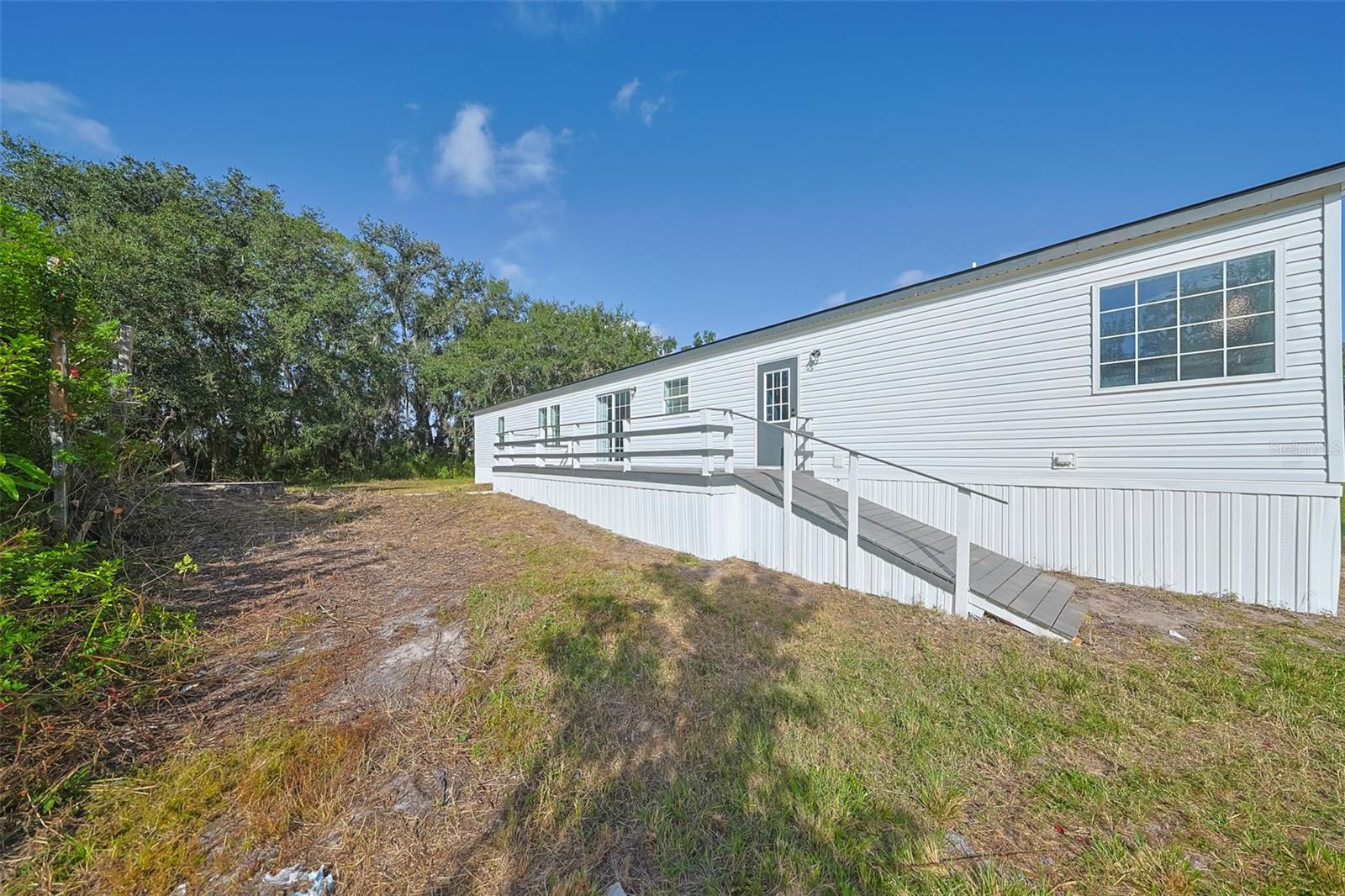 2011 E 60 HWY, PLANT CITY, FL, 33567