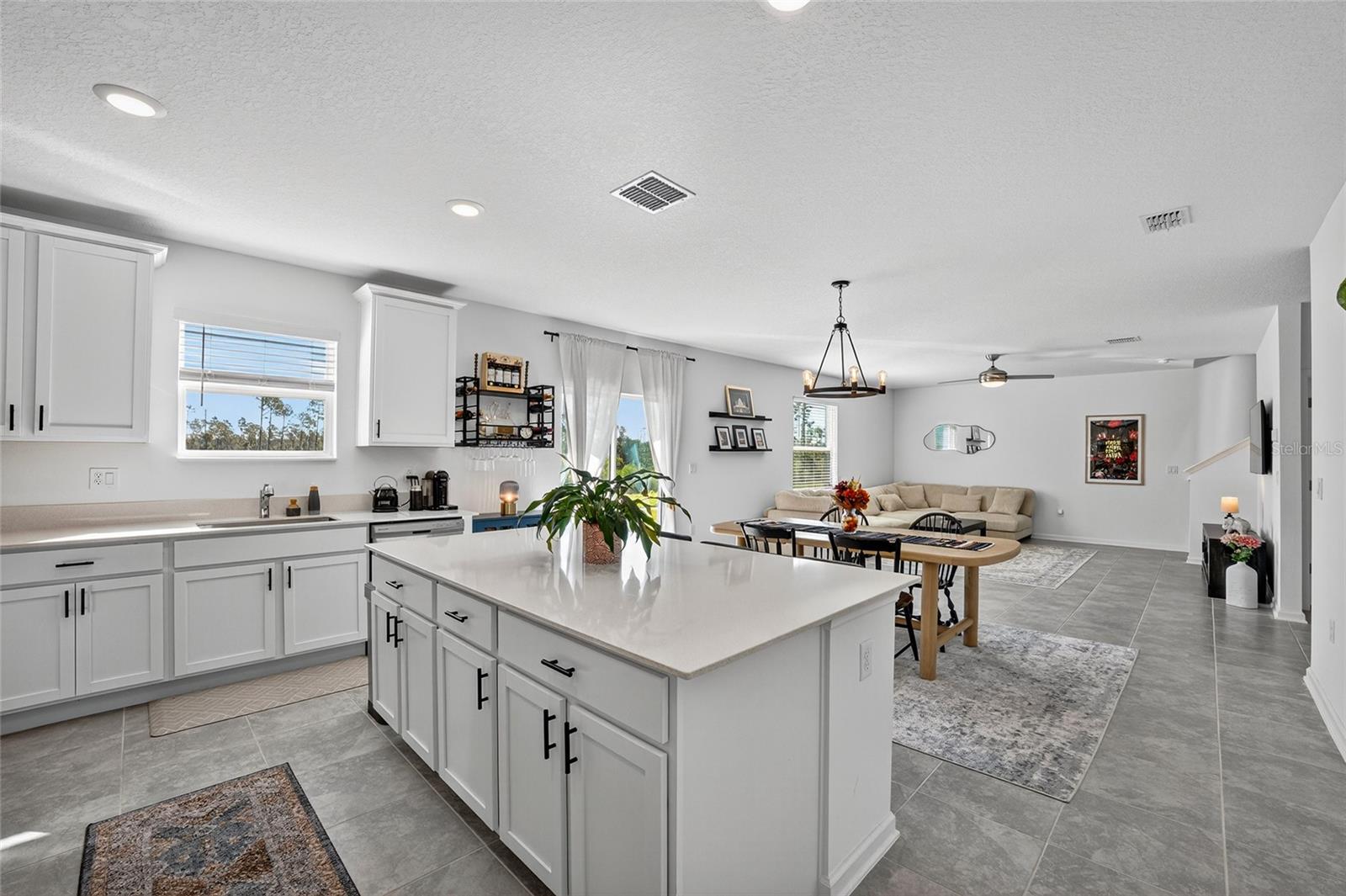 2232 GREEN VALLEY ST, DAYTONA BEACH, FL, 32124