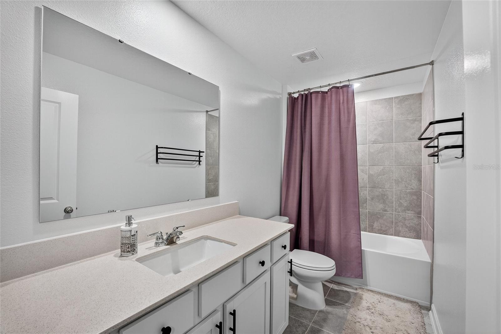 2232 GREEN VALLEY ST, DAYTONA BEACH, FL, 32124