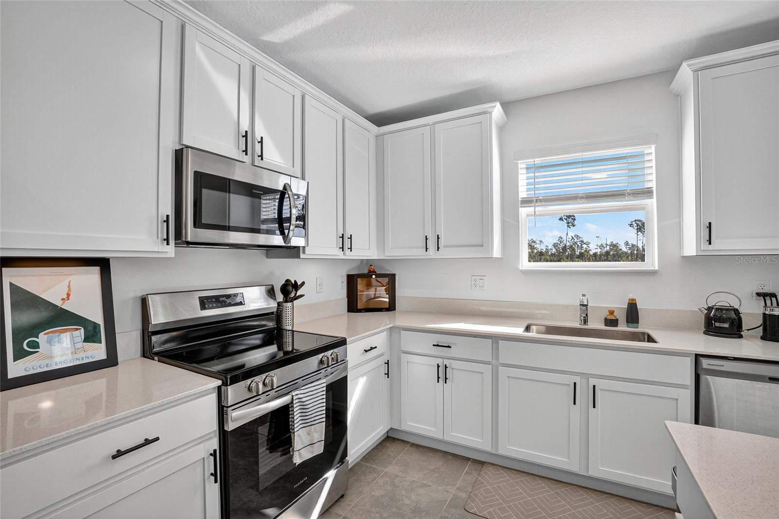 2232 GREEN VALLEY ST, DAYTONA BEACH, FL, 32124