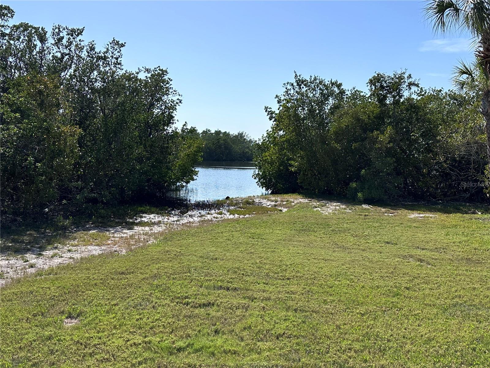 Just behind the tennis courts you there is the perfect spot to launch your kayak, canoe, or paddleboard