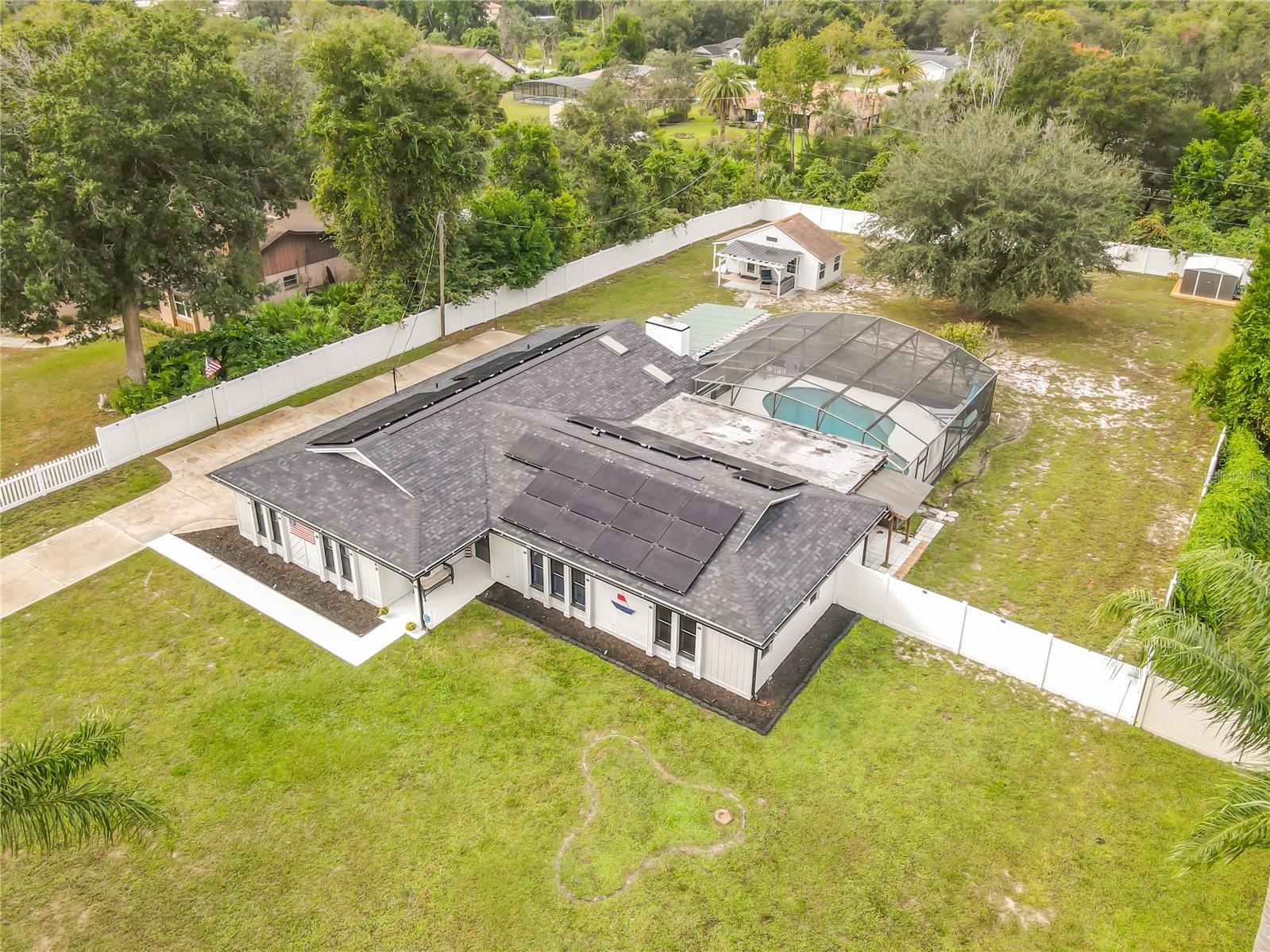 560 SAXON BLVD, DELTONA, FL, 32725